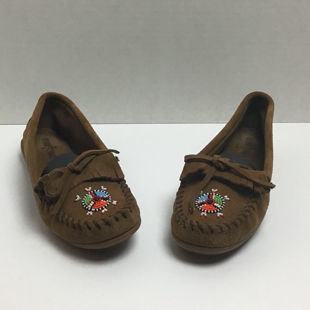 Minnetonka brown suede fringe beaded moccasin. 9.5